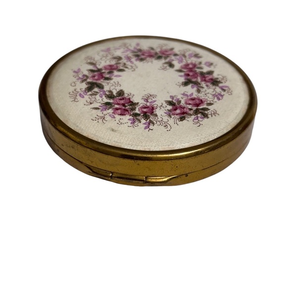 Willitts Imports Vintage Floral Compact Cream Powder Refillable 60s Collectible - Picture 6 of 6
